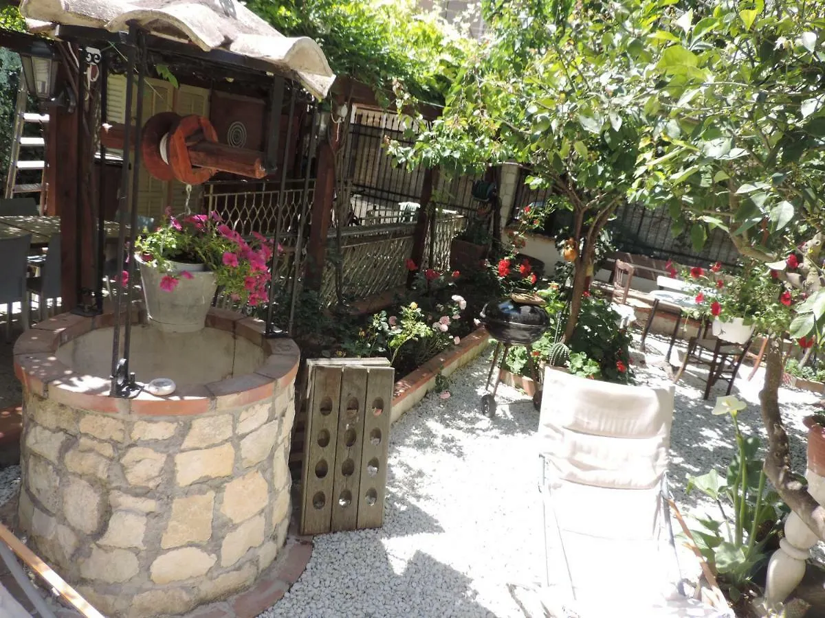 Bed and Breakfast La Casa In Pietra à Santa Caterina Villarmosa 3*,