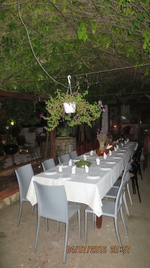 *** Couette-café Bed and Breakfast La Casa In Pietra à Santa Caterina Villarmosa Italie