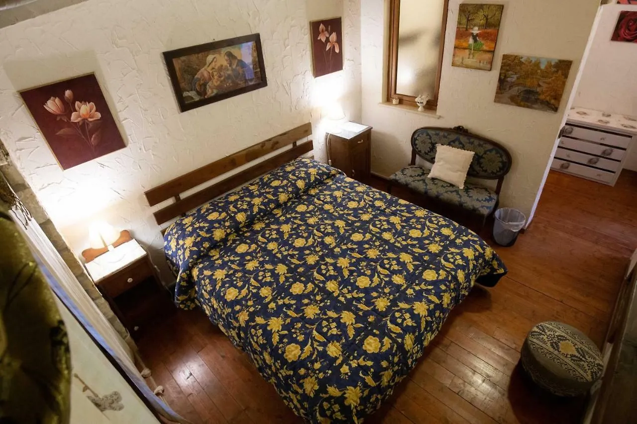 *** Couette-café Bed and Breakfast La Casa In Pietra à Santa Caterina Villarmosa Italie