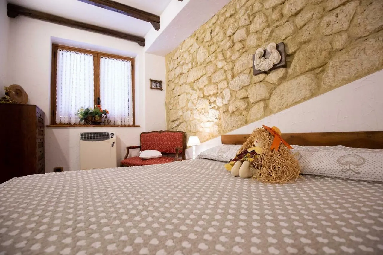 Bed and Breakfast La Casa In Pietra à Santa Caterina Villarmosa